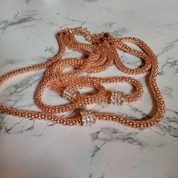 3 Tier Rose Gold Tone Popcorn Chain Each with crystal encrusted rondelle barrel - Picture 8 of 14